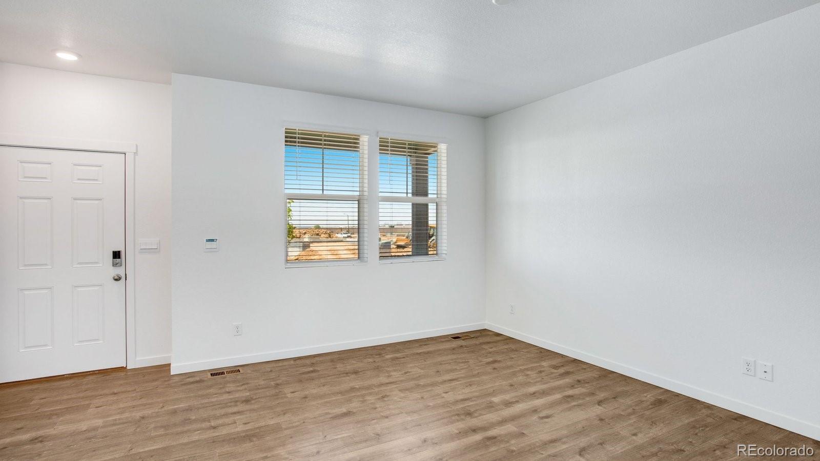 MLS Image #5 for 323 n bersshine street,watkins, Colorado