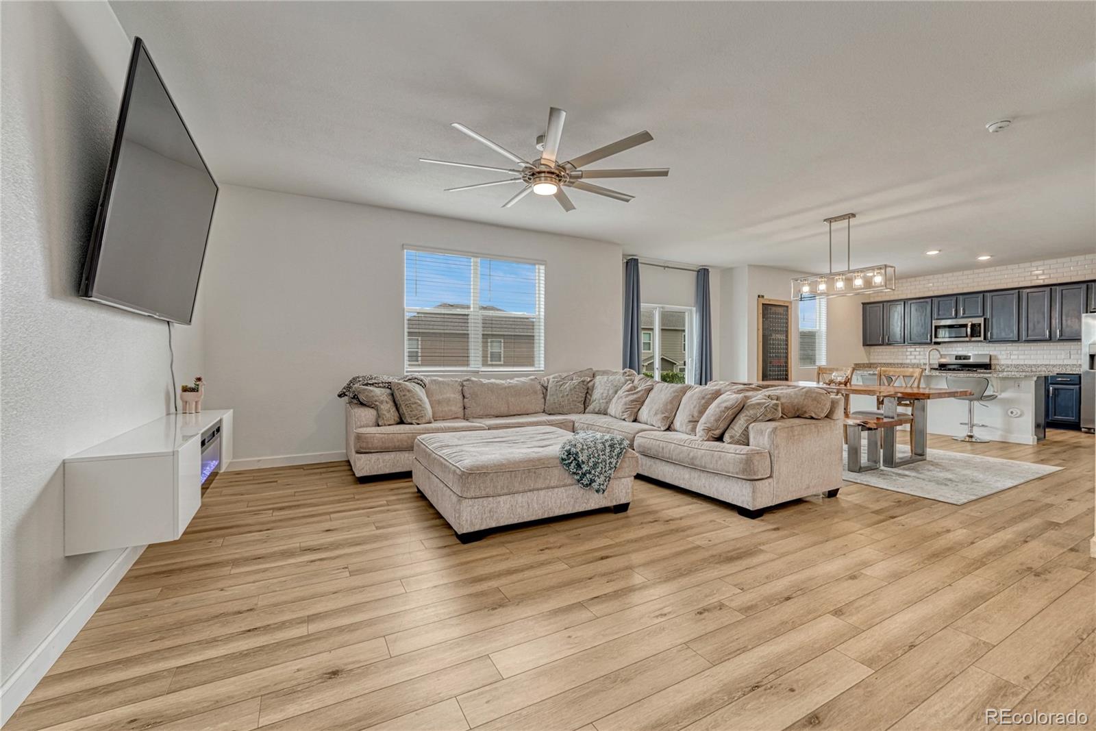 MLS Image #4 for 6024  high timber circle,castle rock, Colorado
