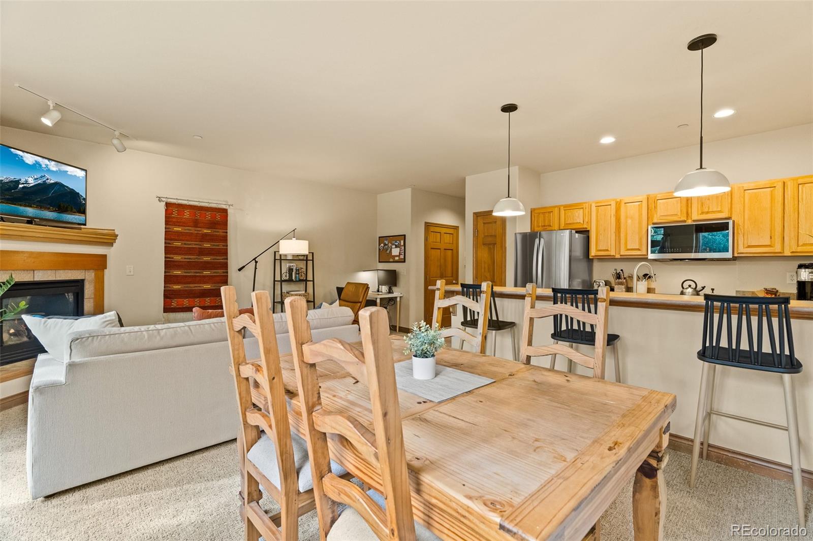 MLS Image #11 for 846  blue river parkway,silverthorne, Colorado