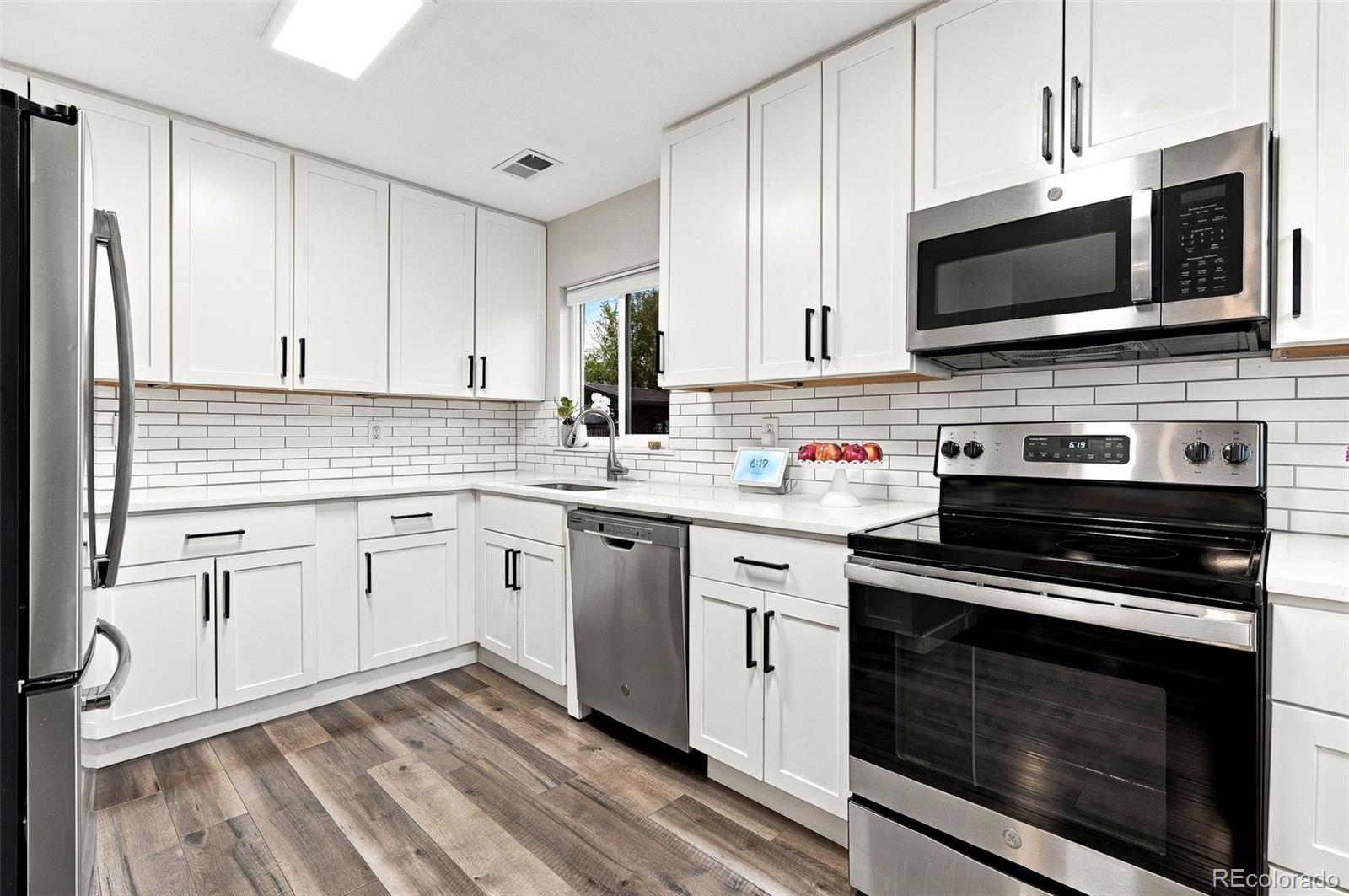 MLS Image #12 for 1444 s bryant street,denver, Colorado