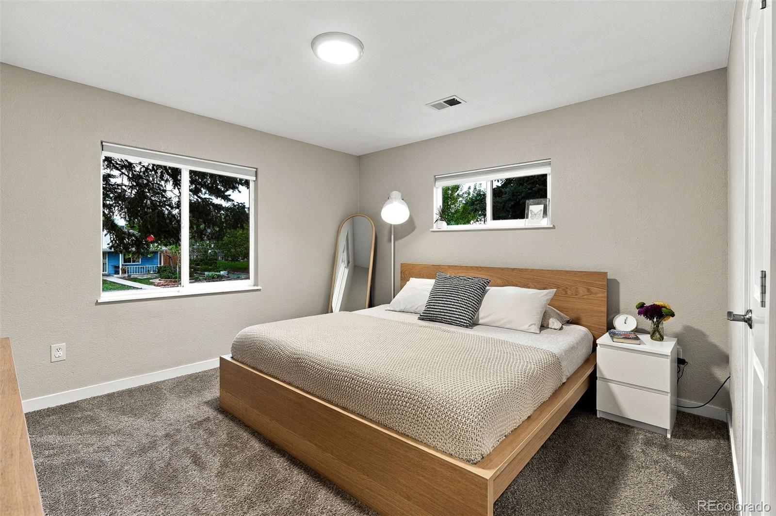 MLS Image #16 for 1444 s bryant street,denver, Colorado
