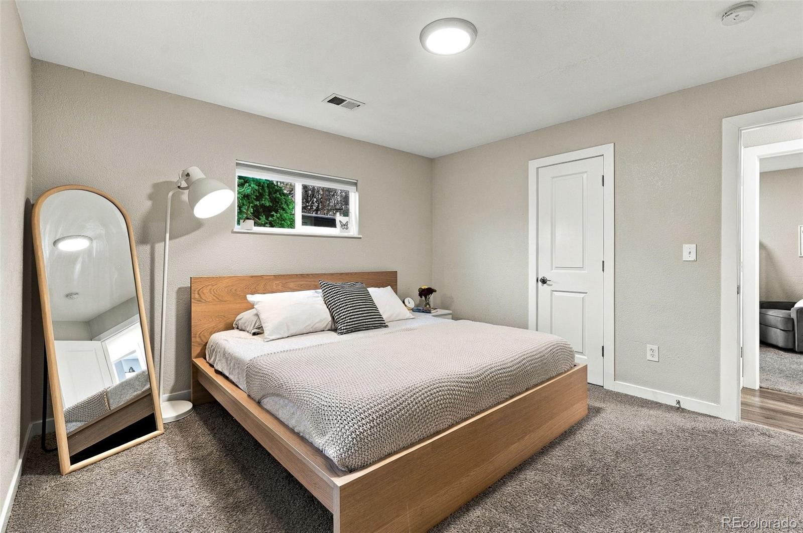 MLS Image #17 for 1444 s bryant street,denver, Colorado