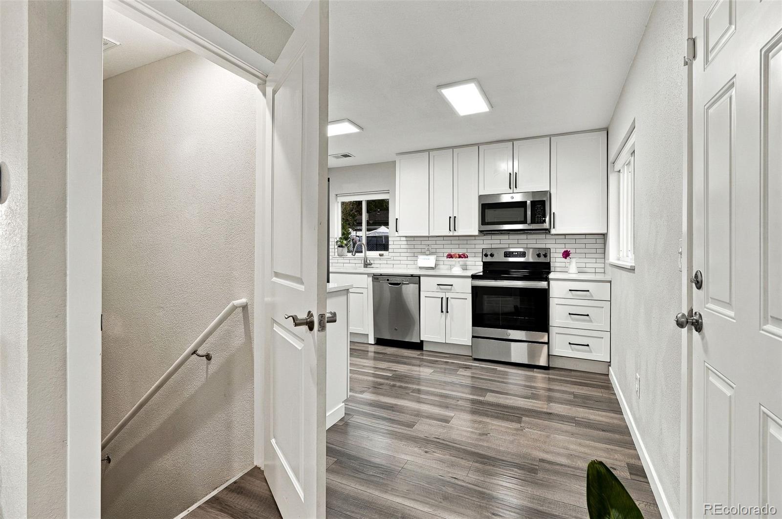 MLS Image #23 for 1444 s bryant street,denver, Colorado