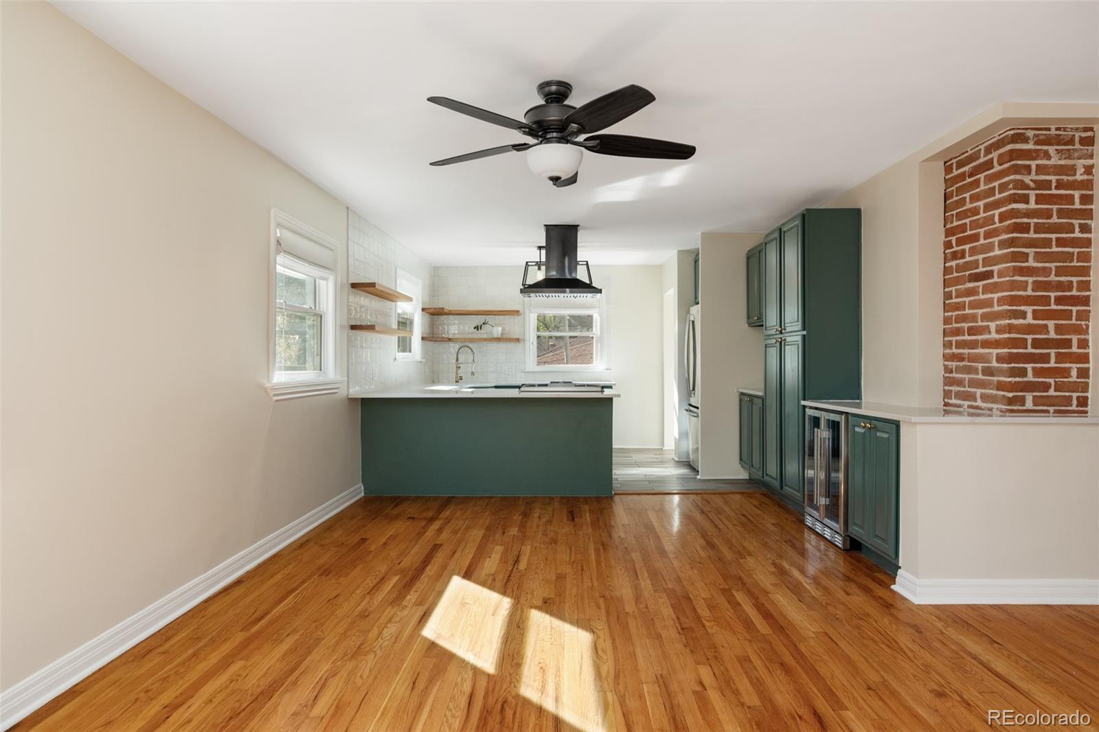 MLS Image #4 for 4870 e 18th avenue,denver, Colorado