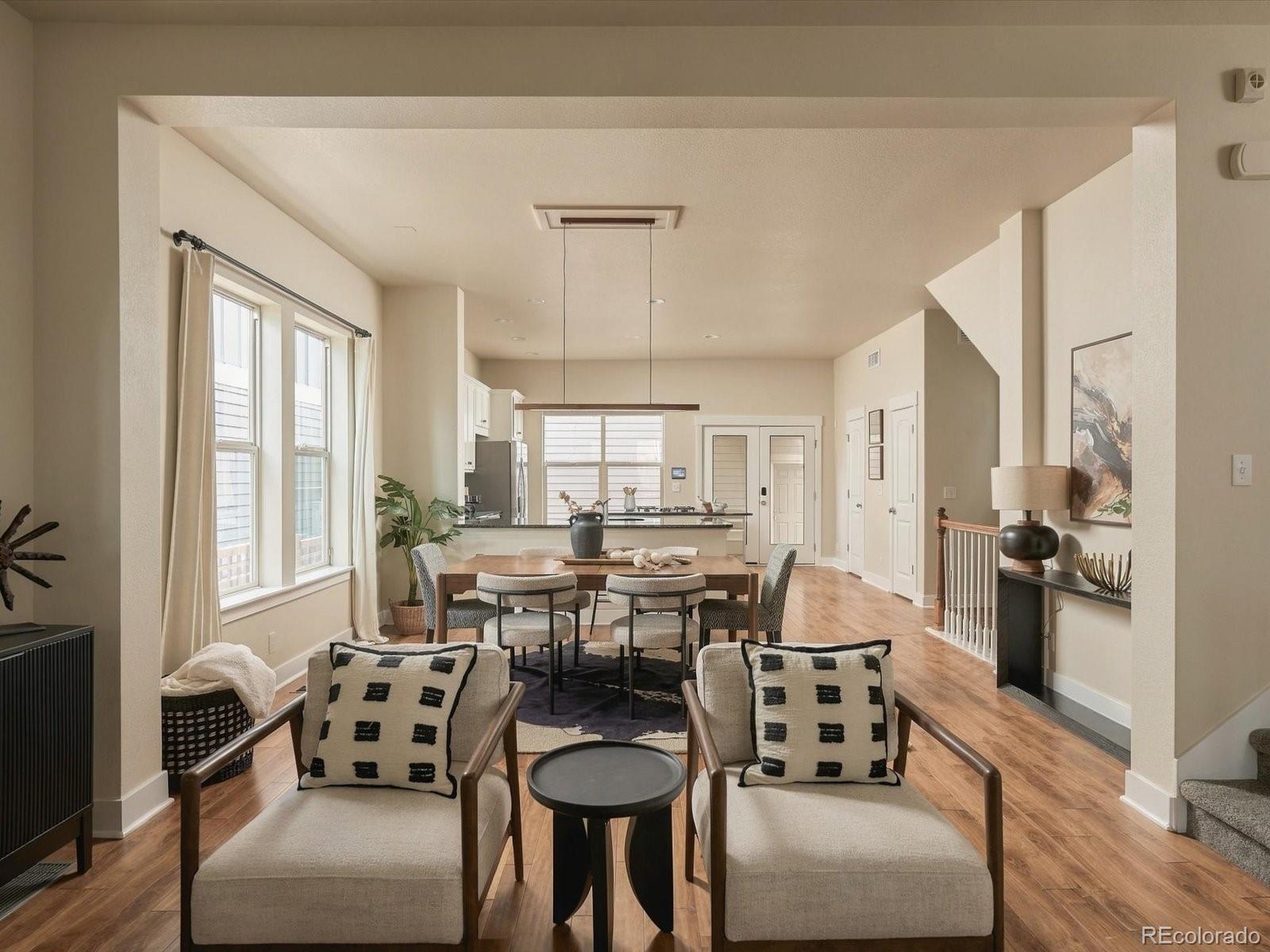 MLS Image #4 for 2861  lima street,denver, Colorado