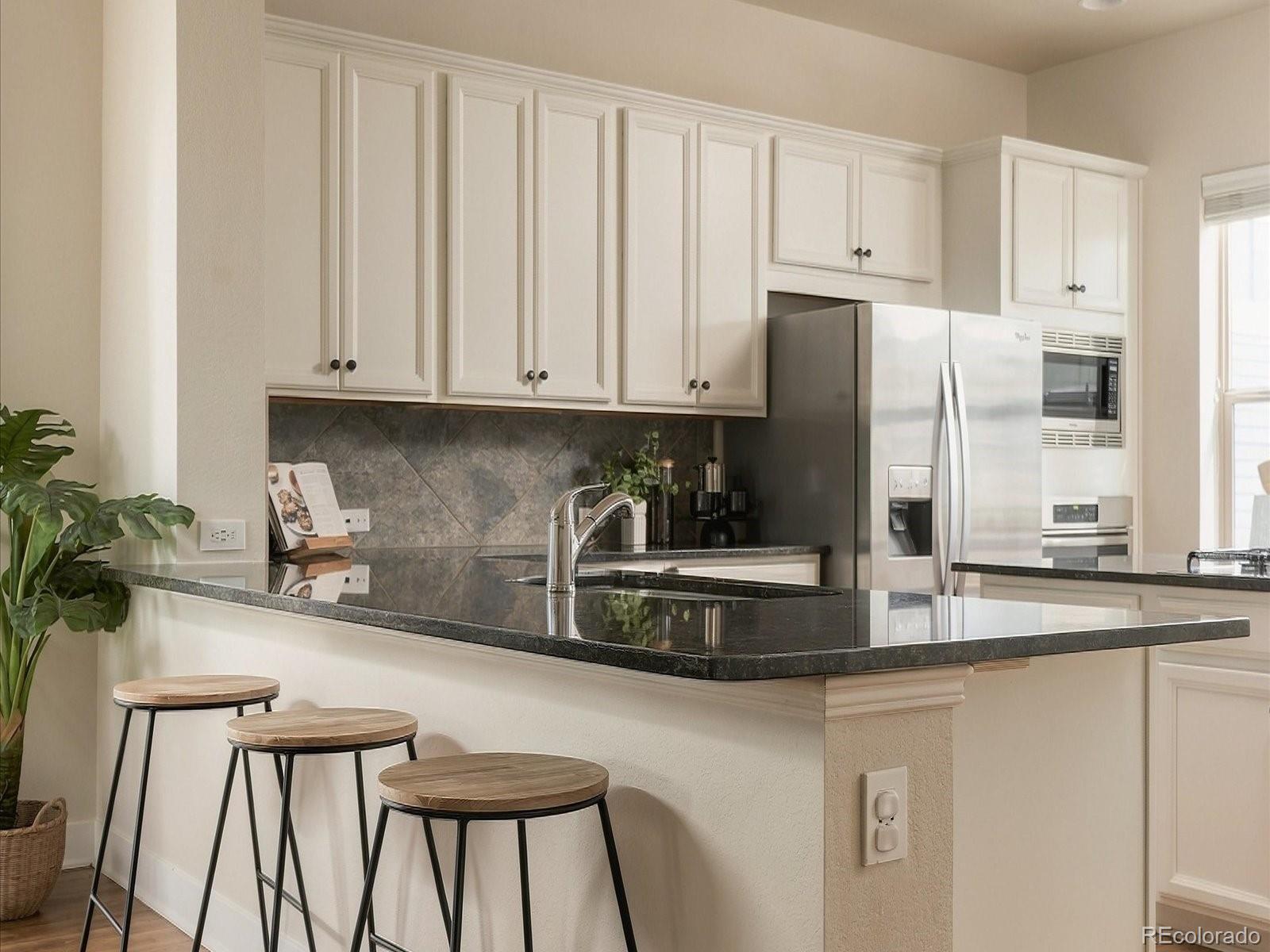 MLS Image #7 for 2861  lima street,denver, Colorado