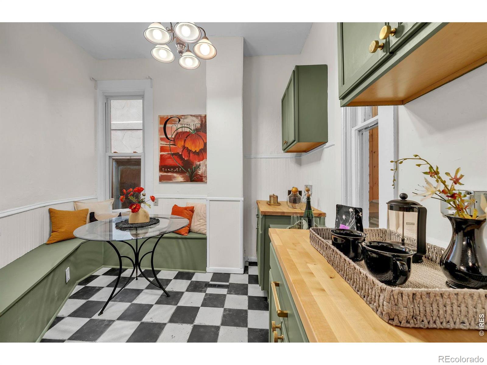 MLS Image #13 for 1876  race street,denver, Colorado