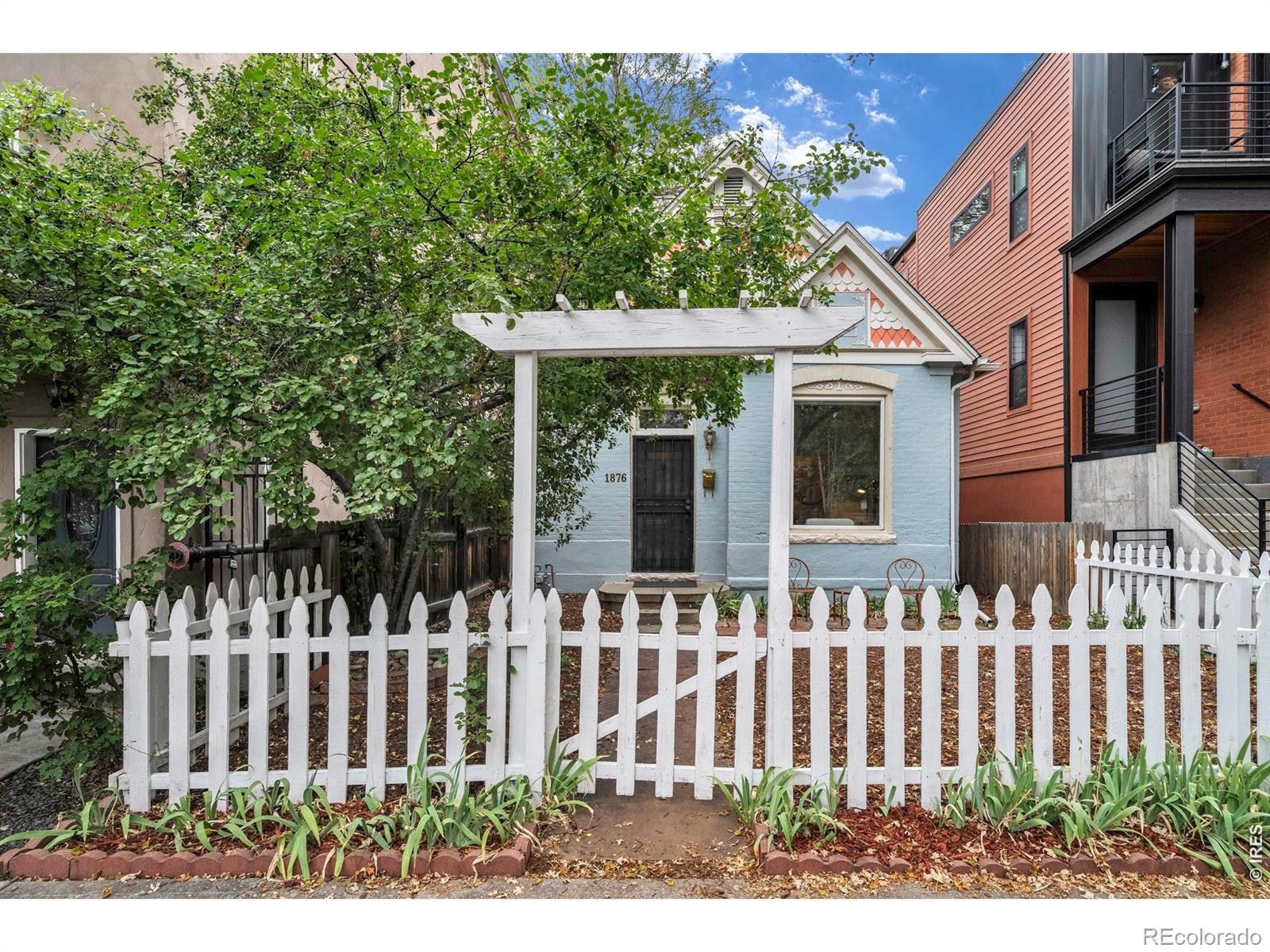 MLS Image #2 for 1876  race street,denver, Colorado
