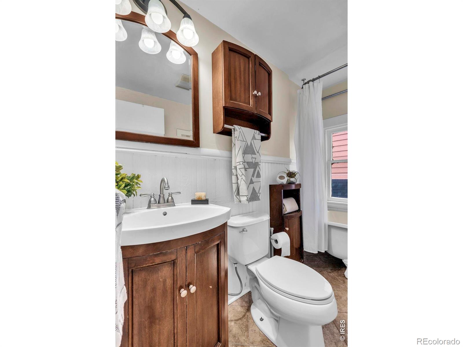MLS Image #20 for 1876  race street,denver, Colorado