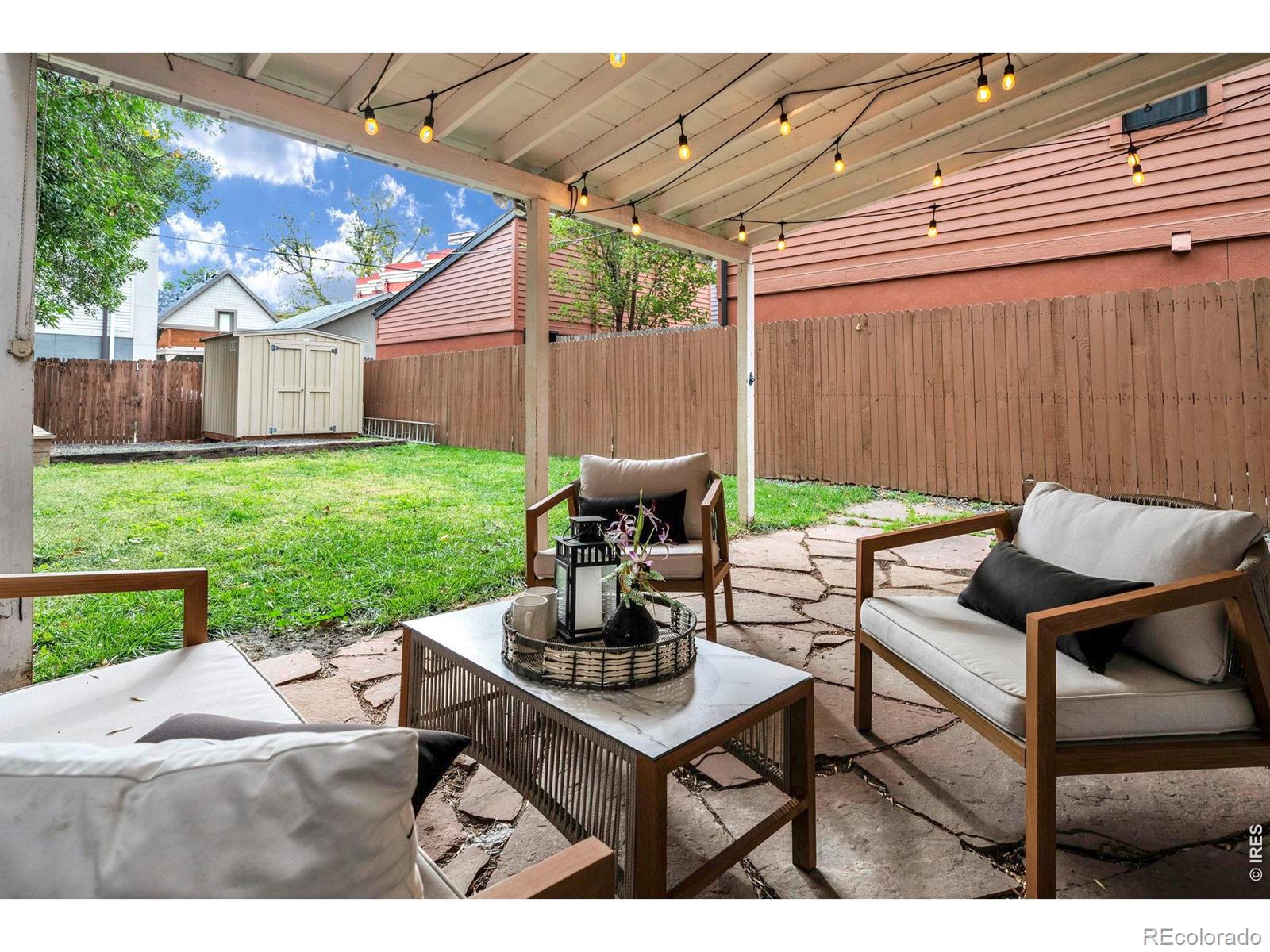 MLS Image #25 for 1876  race street,denver, Colorado