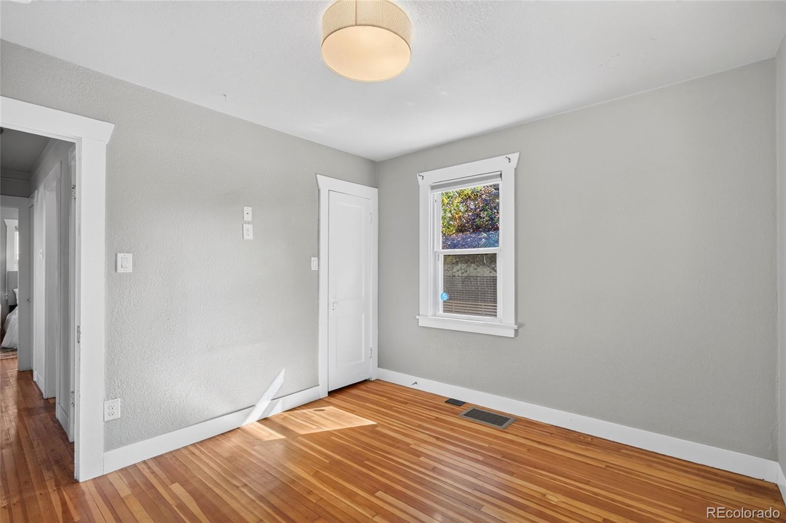 MLS Image #33 for 5195 n raleigh street,denver, Colorado