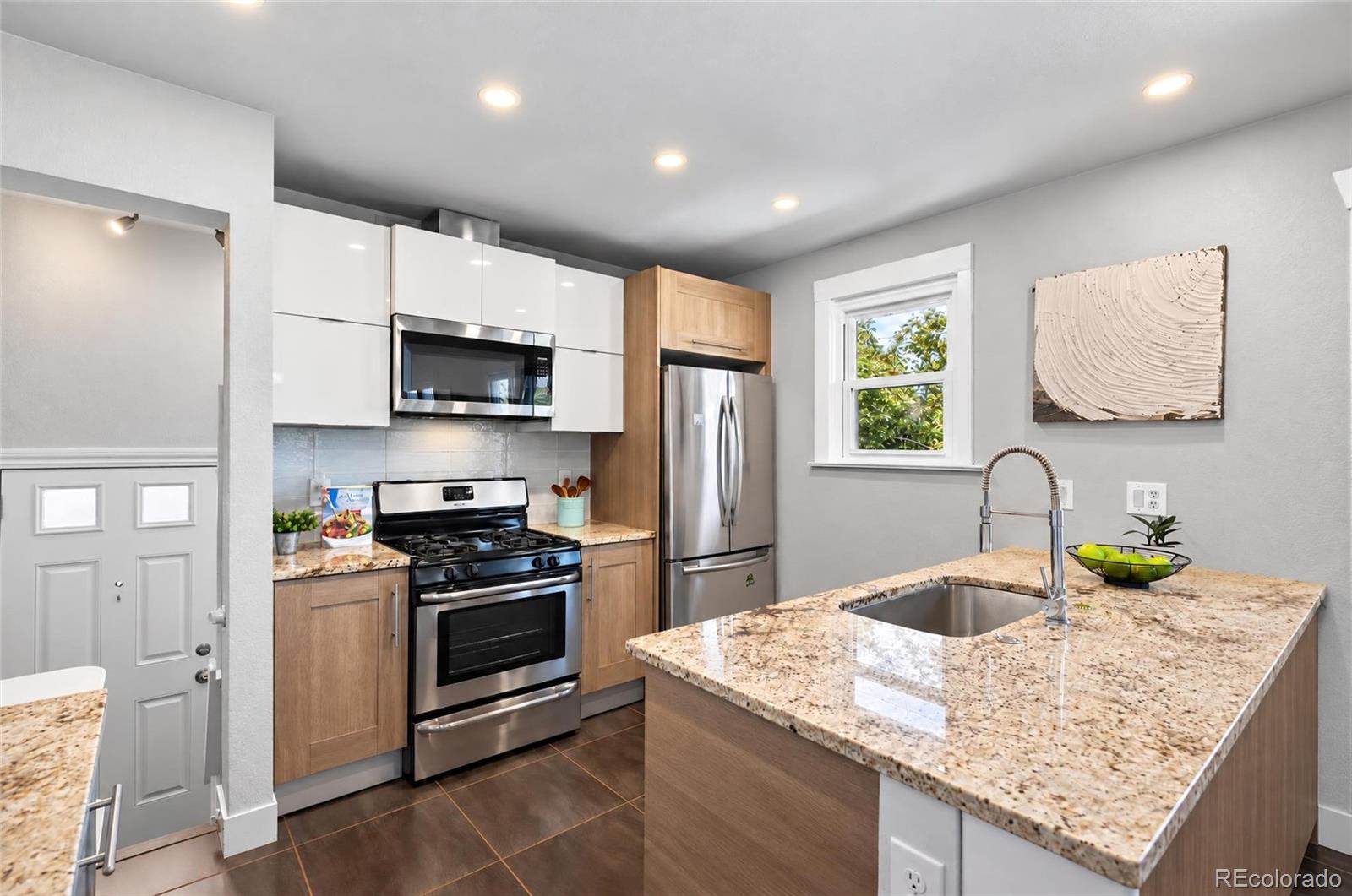 MLS Image #4 for 5195 n raleigh street,denver, Colorado