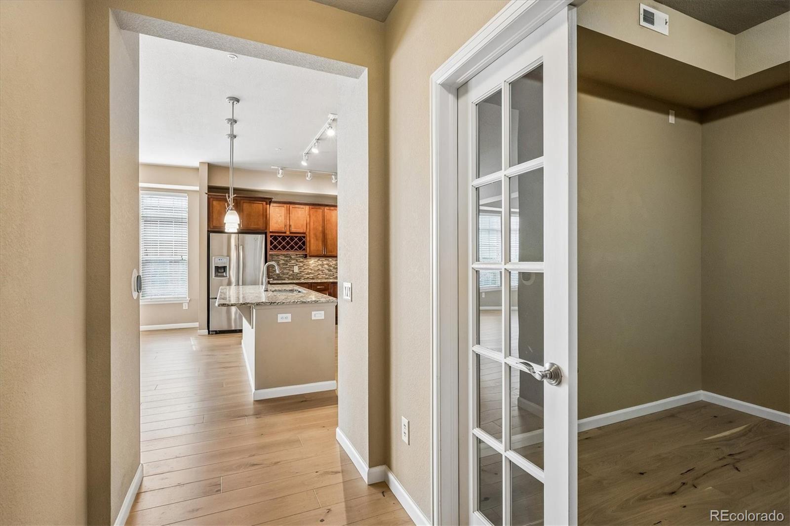 MLS Image #3 for 7820  inverness boulevard 312,englewood, Colorado