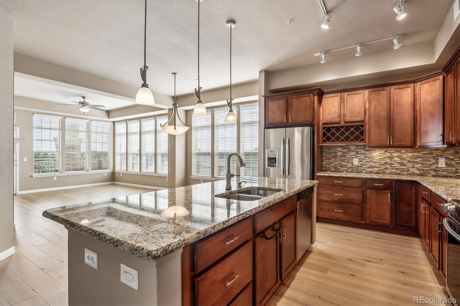 MLS Image #6 for 7820  inverness boulevard 312,englewood, Colorado