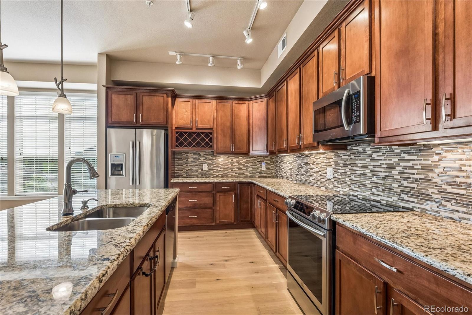 MLS Image #7 for 7820  inverness boulevard 312,englewood, Colorado