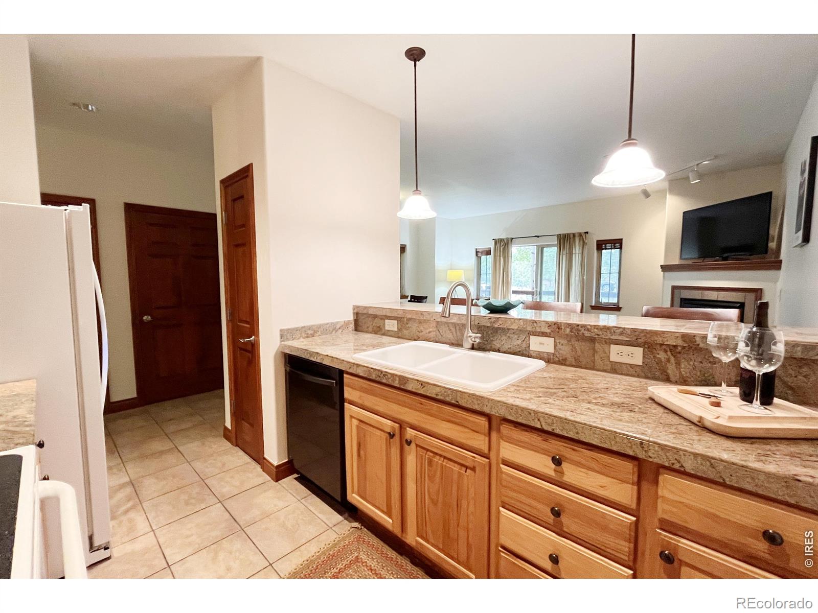 MLS Image #17 for 801  lakepoint drive,frisco, Colorado