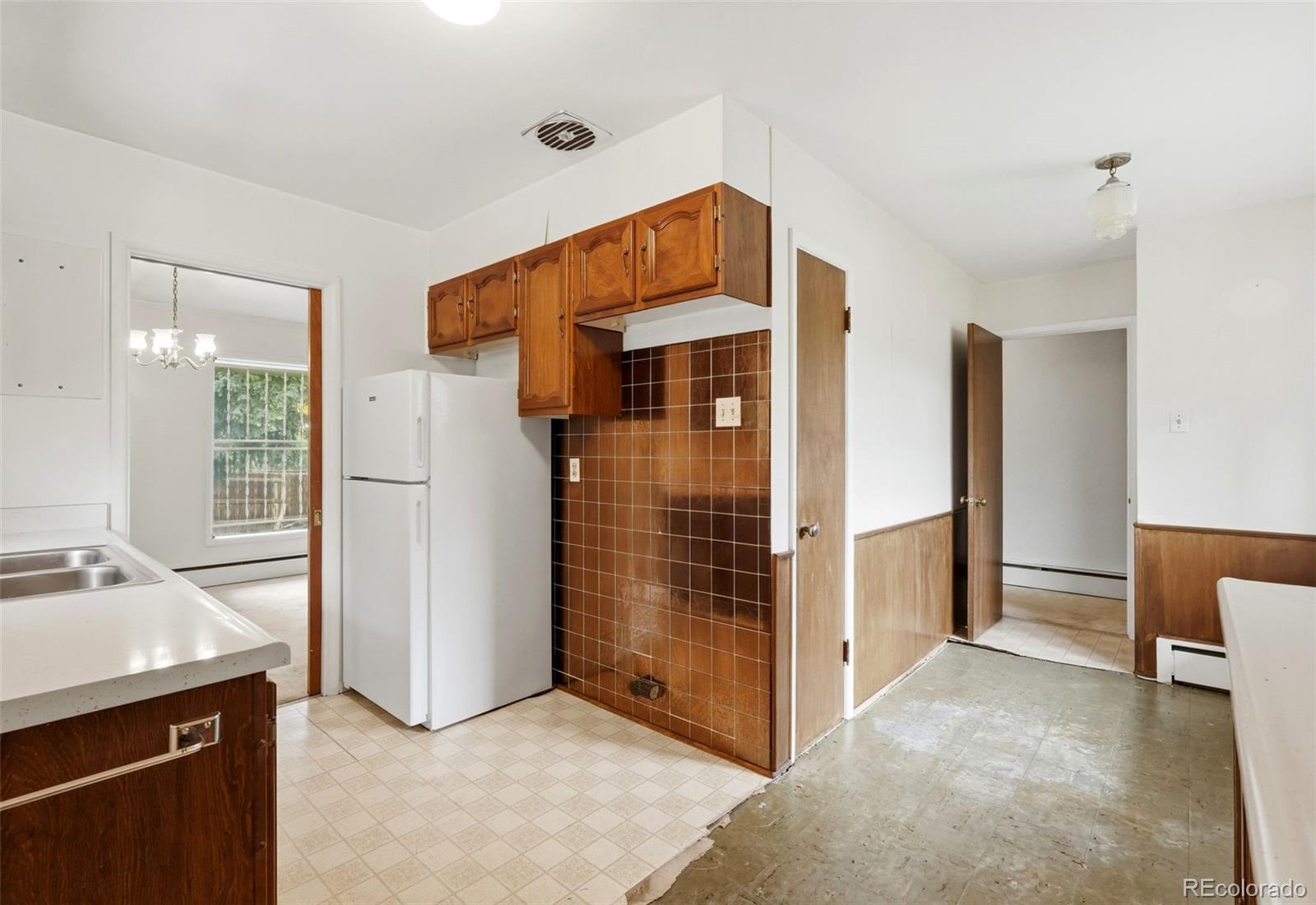 MLS Image #3 for 5760 e floyd avenue,denver, Colorado