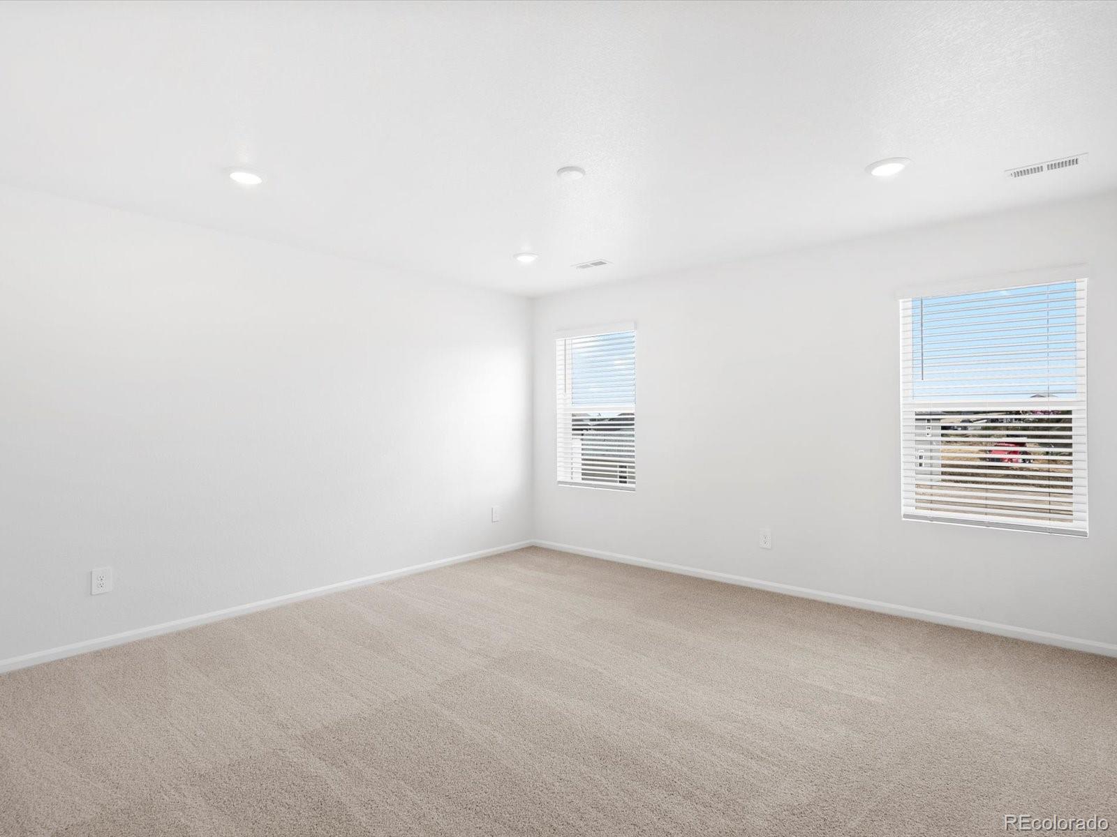 MLS Image #20 for 4601  sunsplash way,johnstown, Colorado