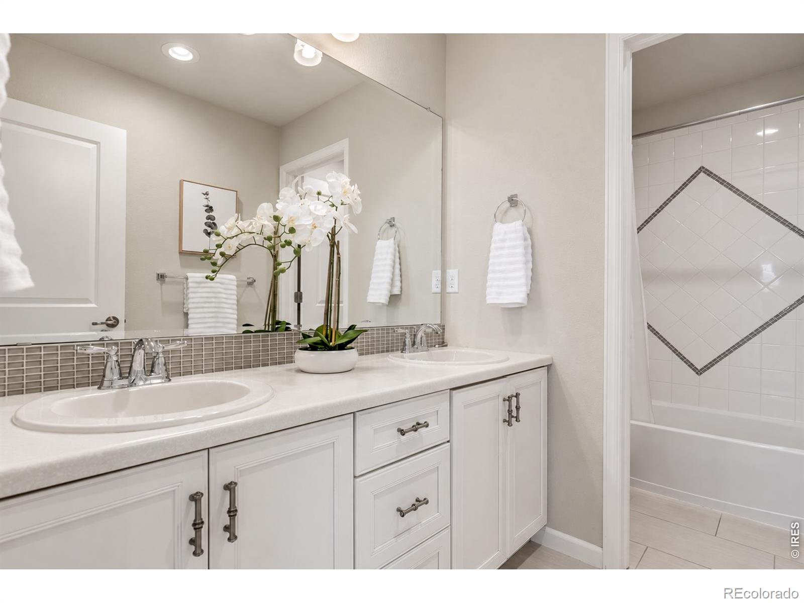 MLS Image #27 for 15437 w 50th place,golden, Colorado