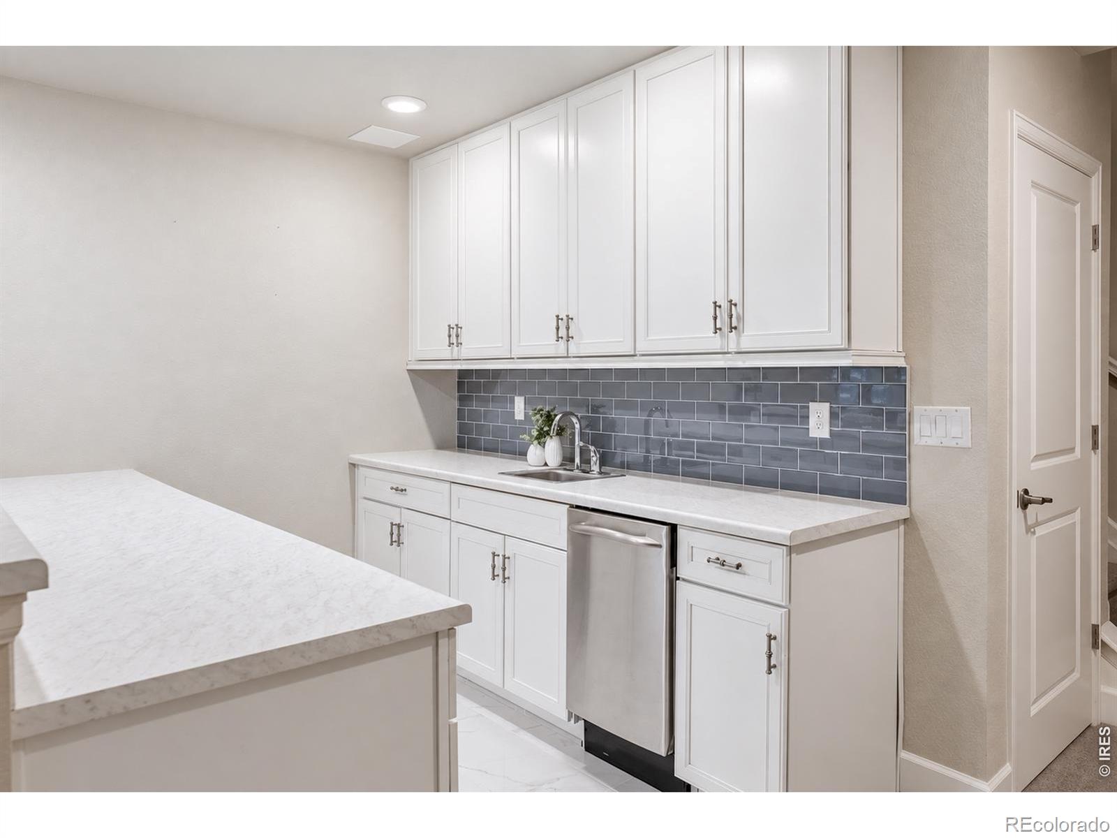 MLS Image #30 for 15437 w 50th place,golden, Colorado