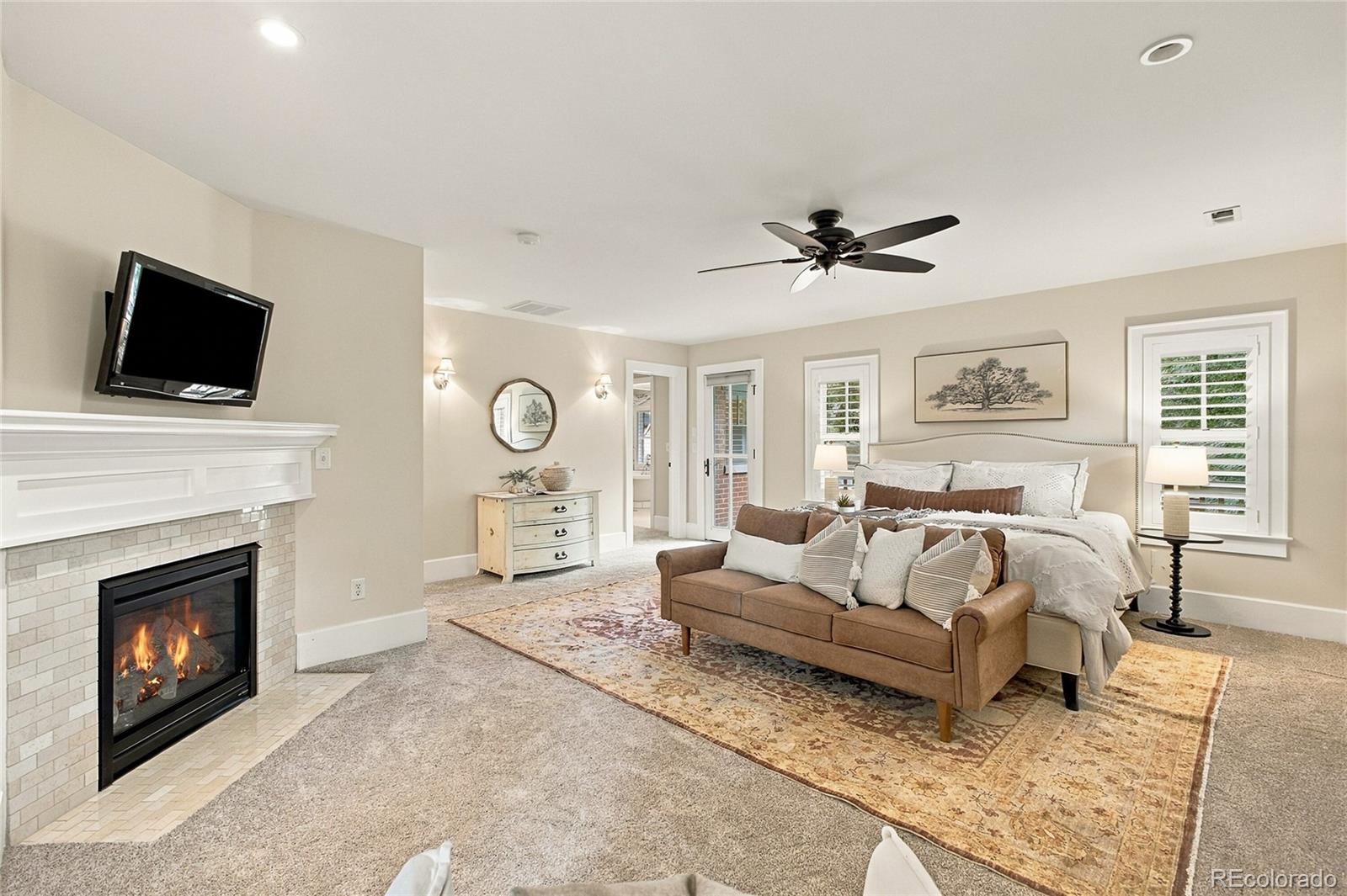 MLS Image #23 for 2454 s columbine street,denver, Colorado