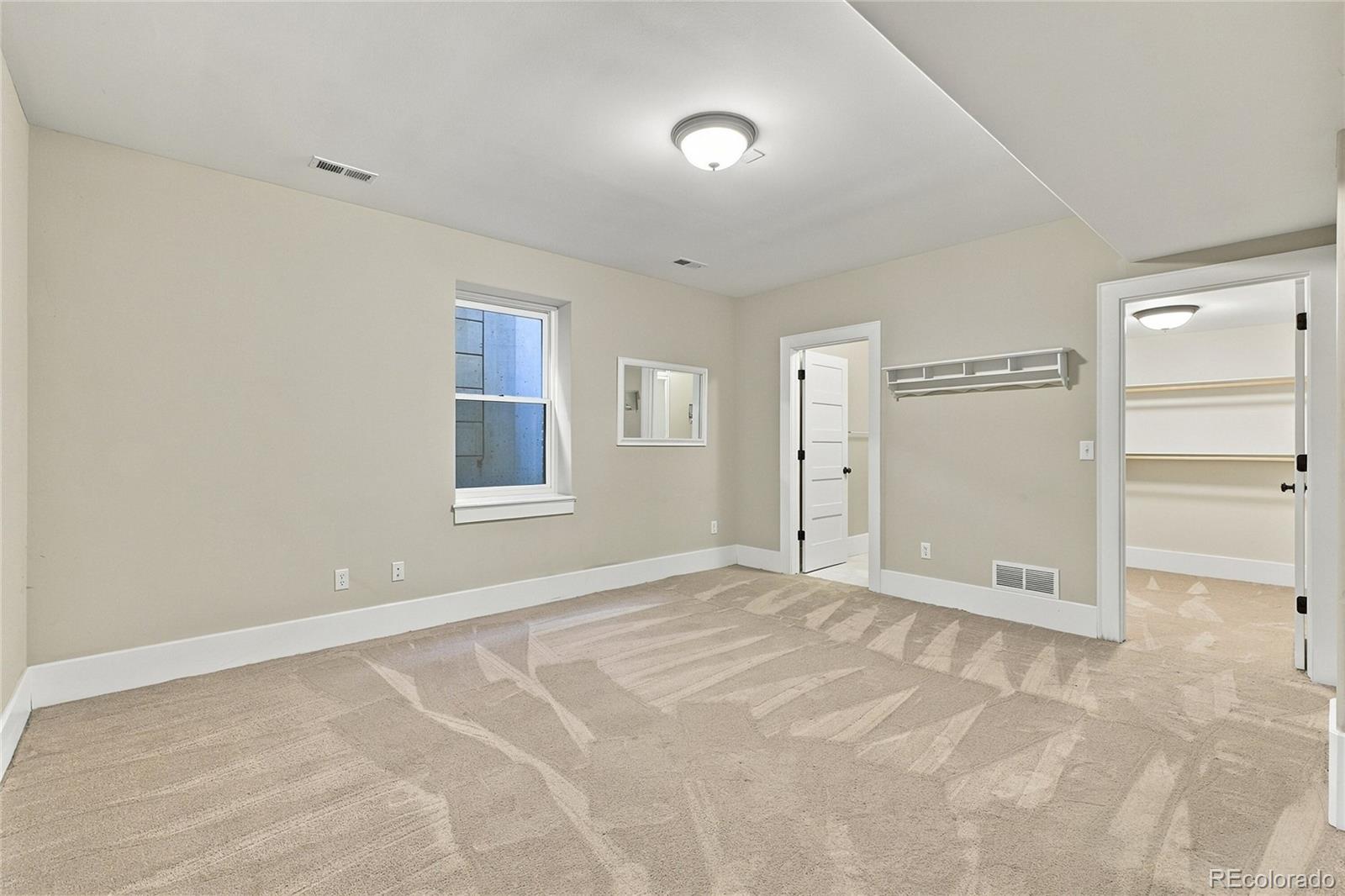 MLS Image #31 for 2454 s columbine street,denver, Colorado