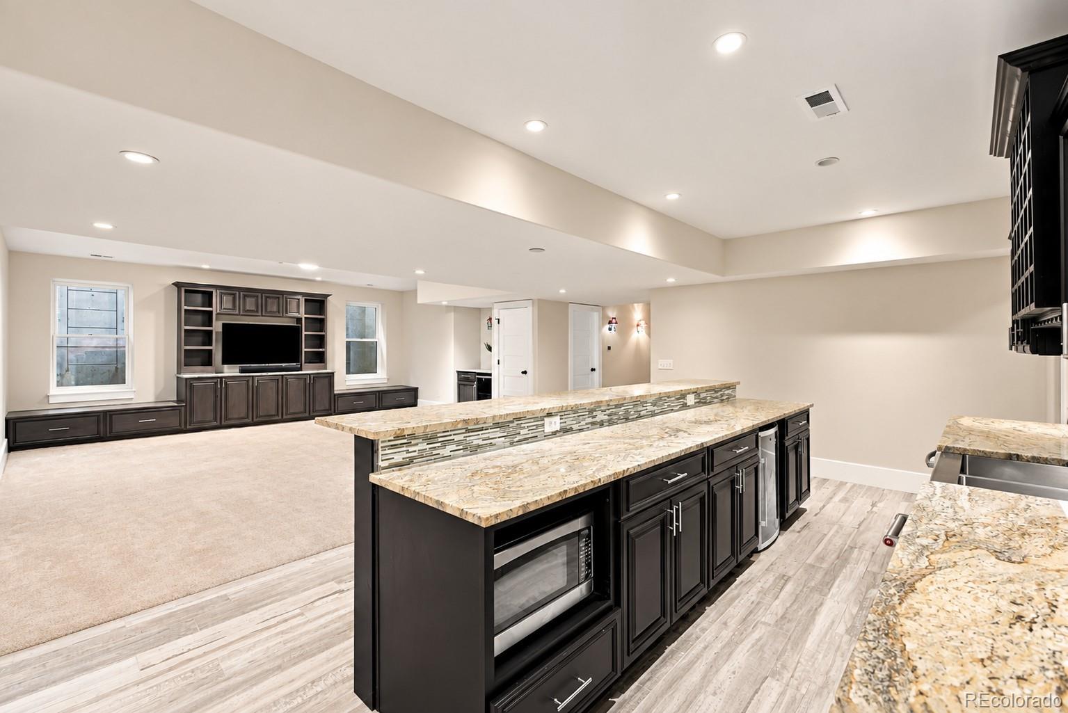 MLS Image #38 for 2454 s columbine street,denver, Colorado