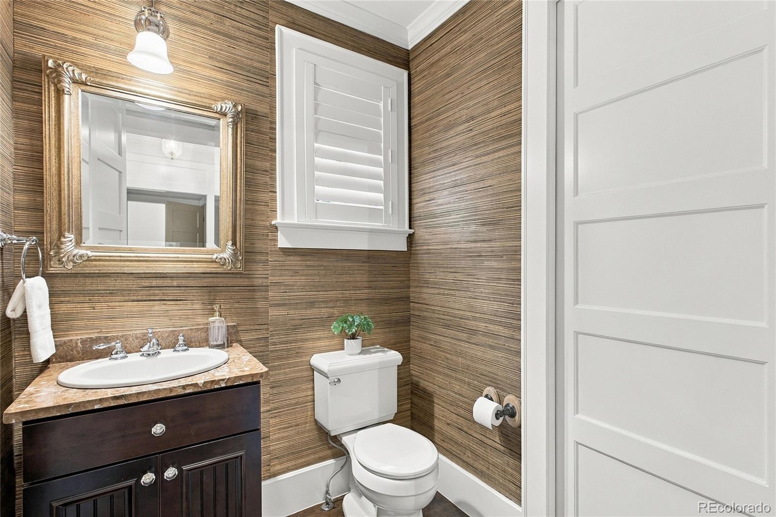 MLS Image #6 for 2454 s columbine street,denver, Colorado