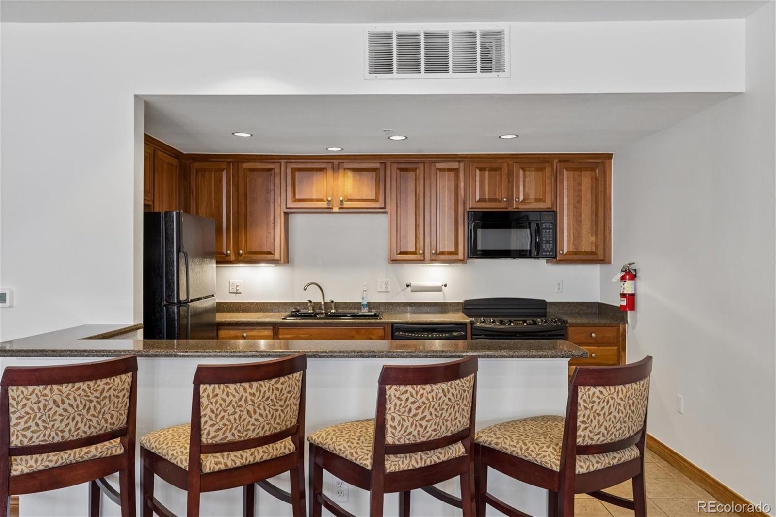 MLS Image #22 for 2700 e cherry creek south drive,denver, Colorado