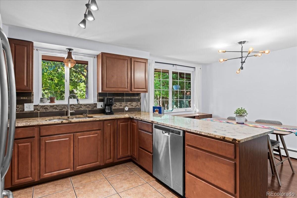 MLS Image #16 for 61  birch court,longmont, Colorado