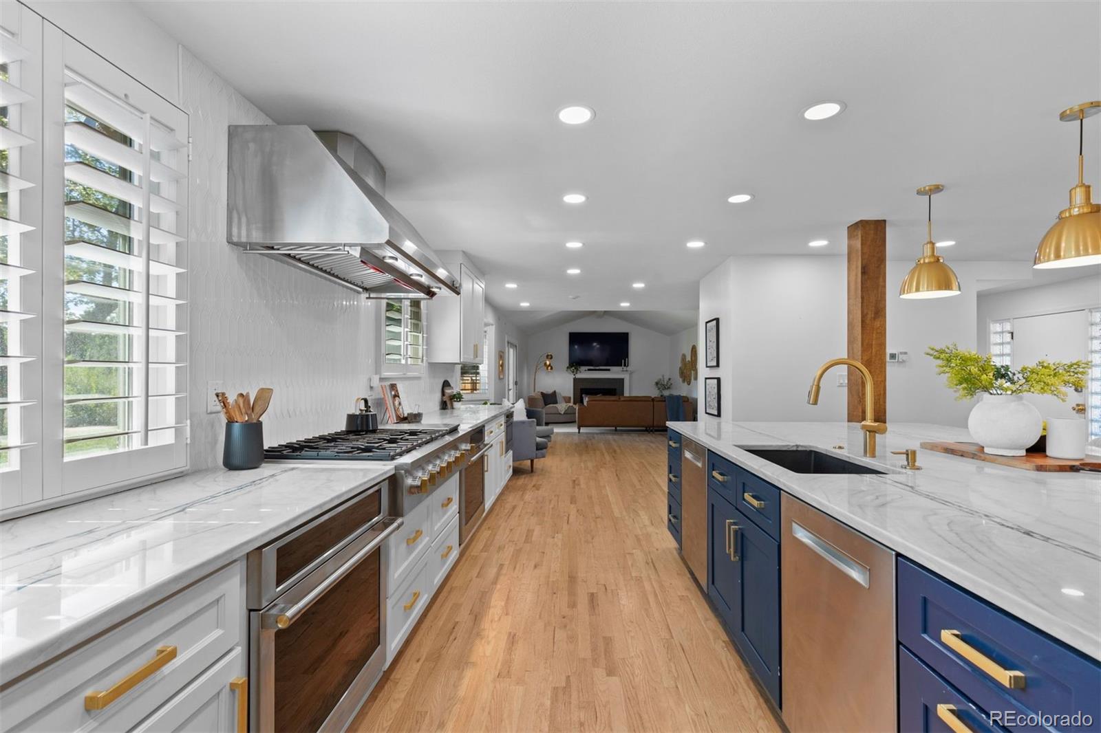 MLS Image #11 for 4424 e maplewood avenue,centennial, Colorado