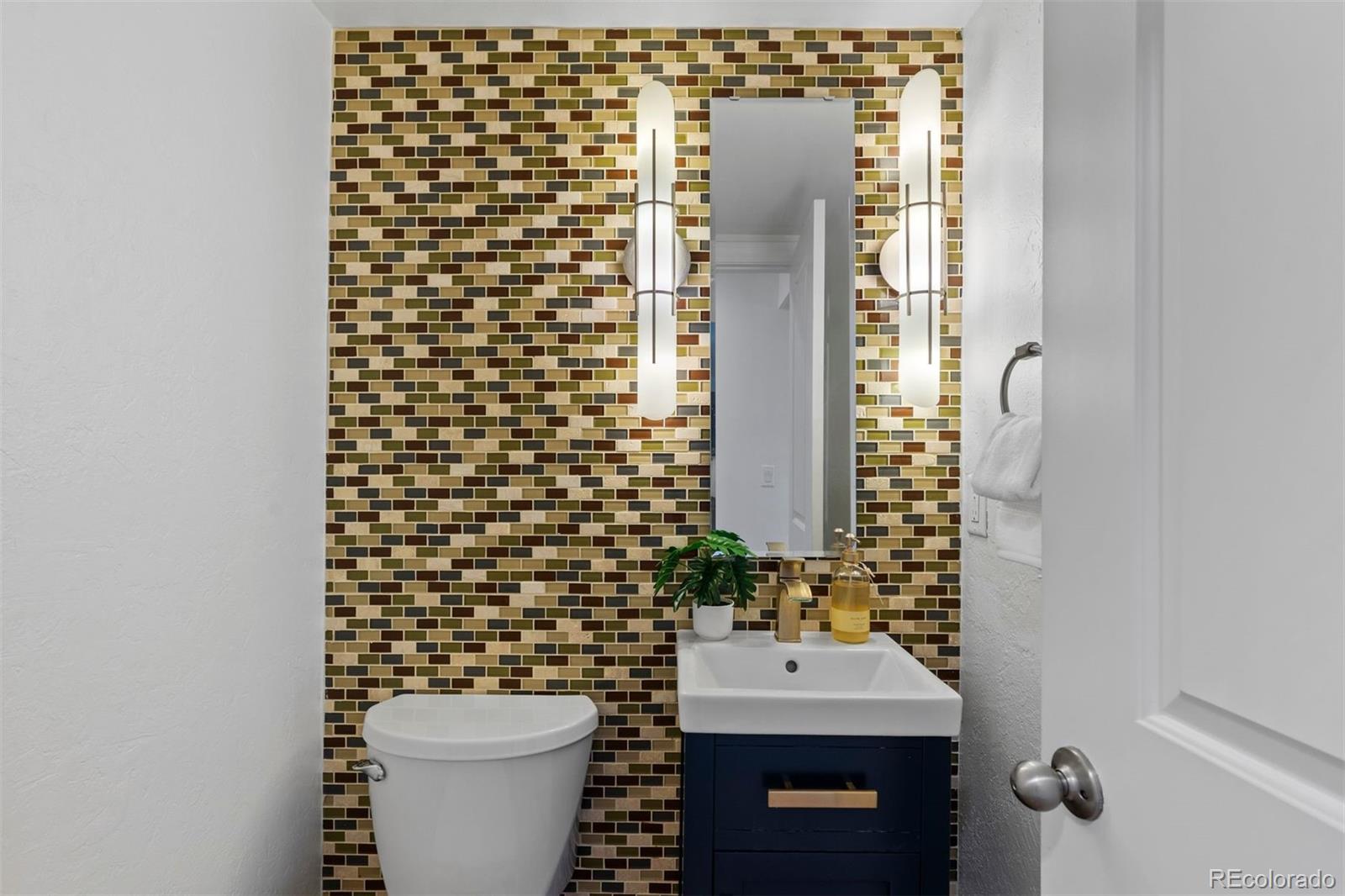 MLS Image #20 for 4424 e maplewood avenue,centennial, Colorado