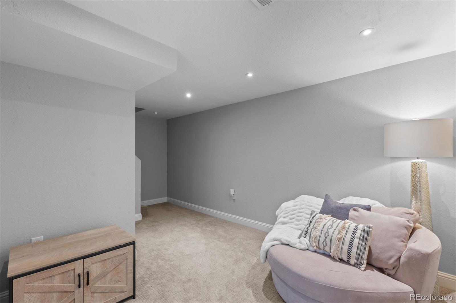 MLS Image #33 for 4424 e maplewood avenue,centennial, Colorado
