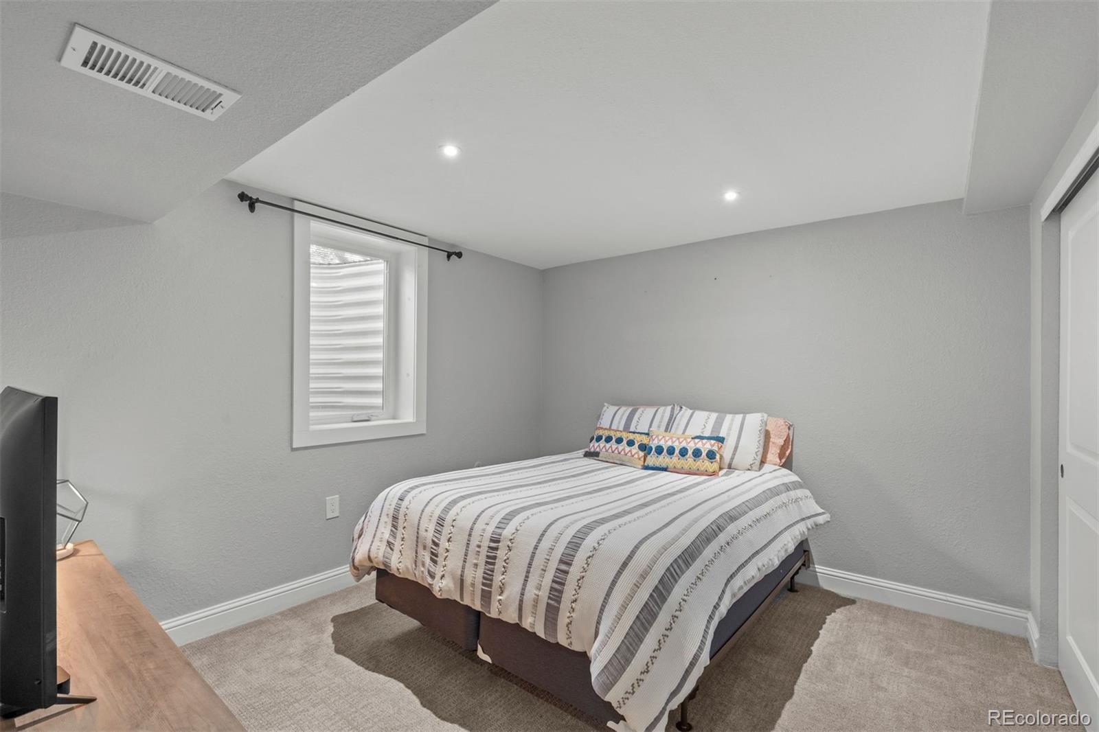 MLS Image #35 for 4424 e maplewood avenue,centennial, Colorado