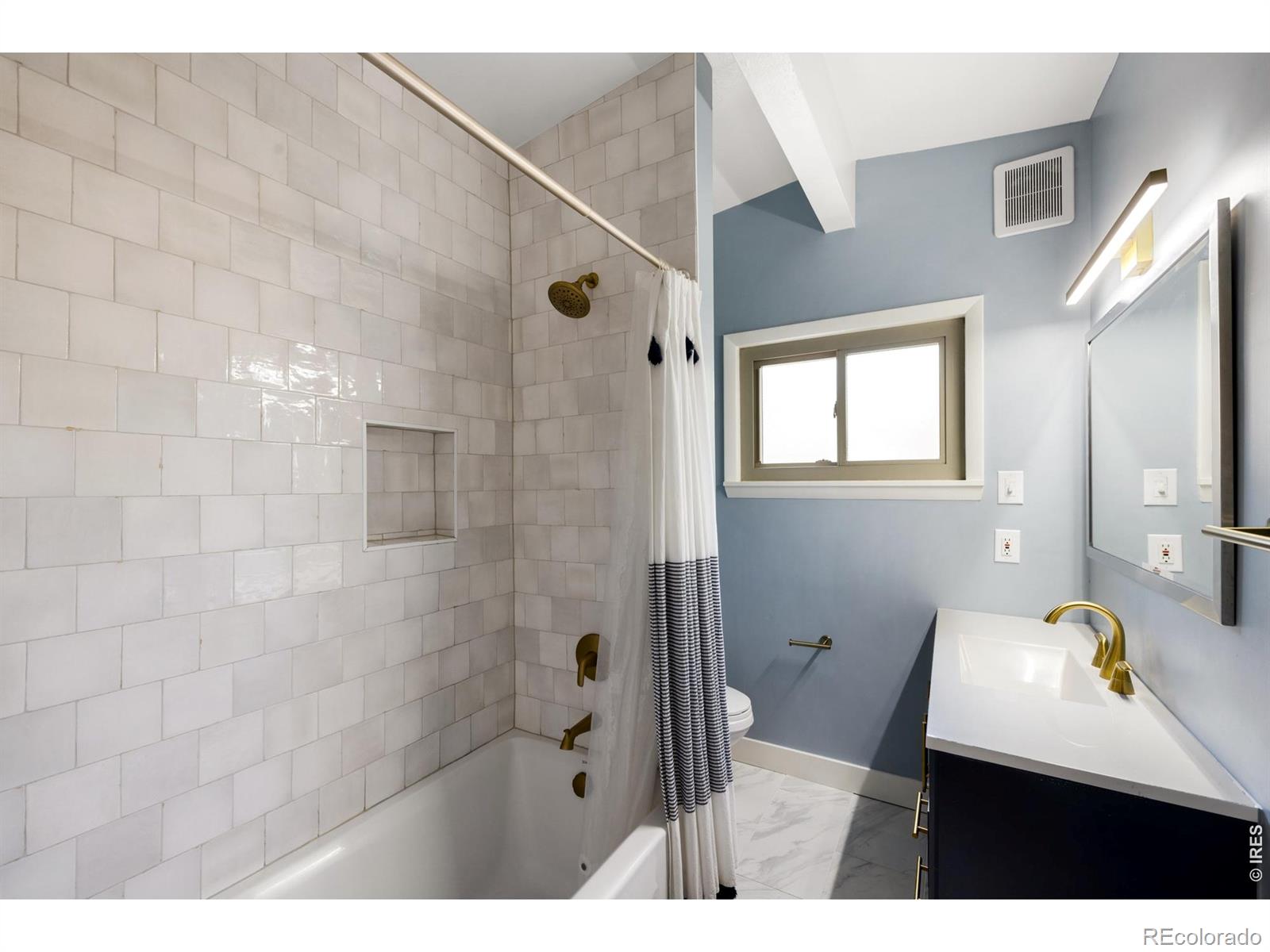 MLS Image #17 for 6044 s fairfield street,littleton, Colorado