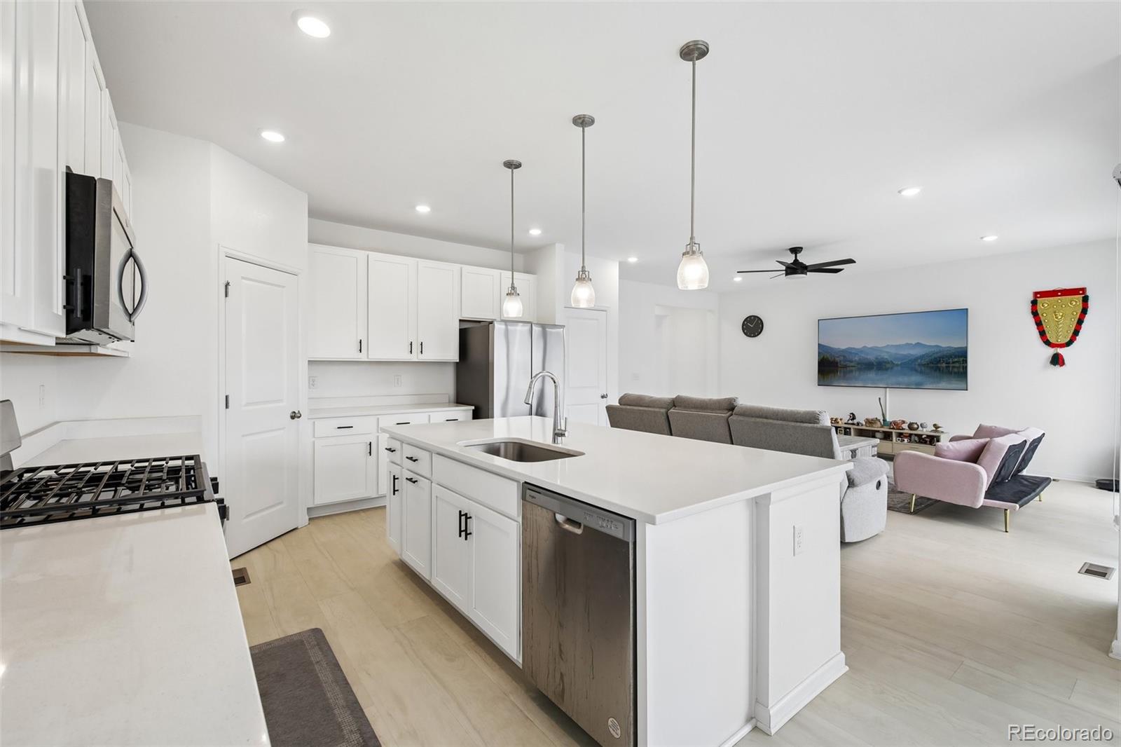MLS Image #12 for 61  acorn creek court,longmont, Colorado