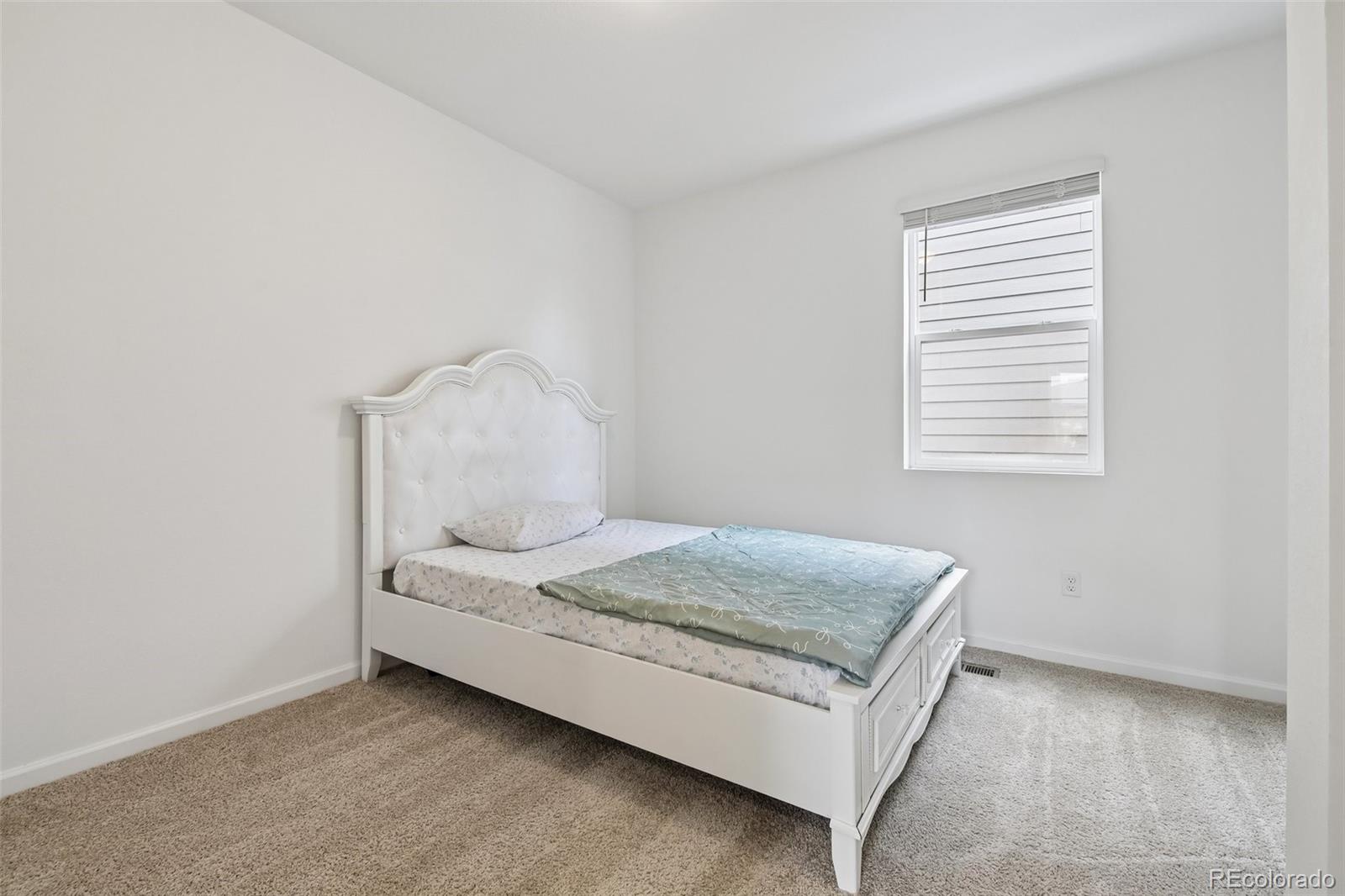 MLS Image #14 for 61  acorn creek court,longmont, Colorado
