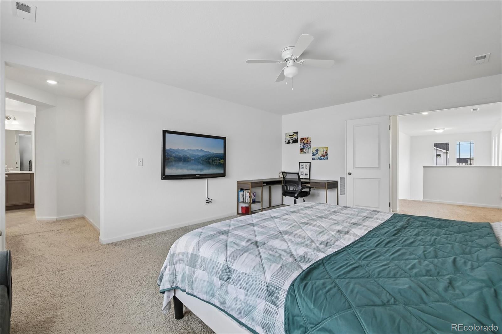 MLS Image #19 for 61  acorn creek court,longmont, Colorado