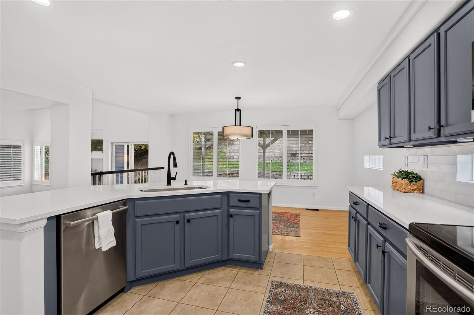 MLS Image #10 for 4858  waldenwood place,highlands ranch, Colorado