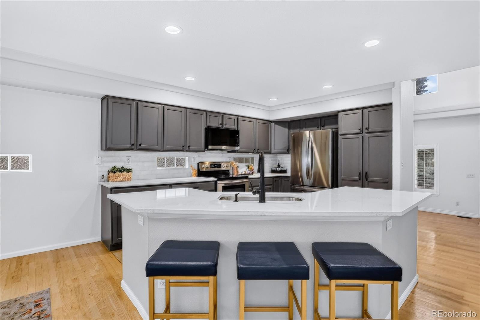 MLS Image #7 for 4858  waldenwood place,highlands ranch, Colorado