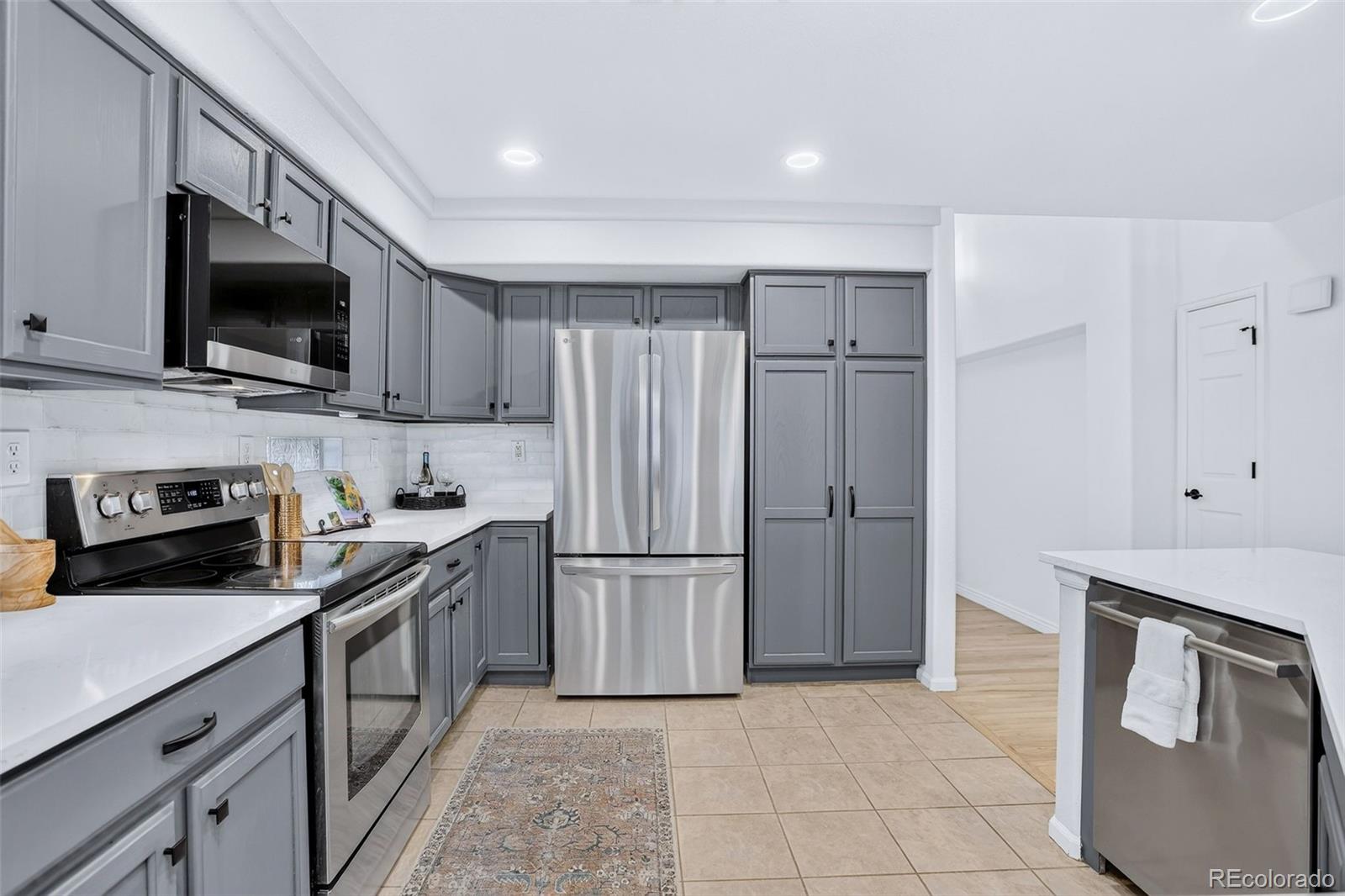 MLS Image #8 for 4858  waldenwood place,highlands ranch, Colorado