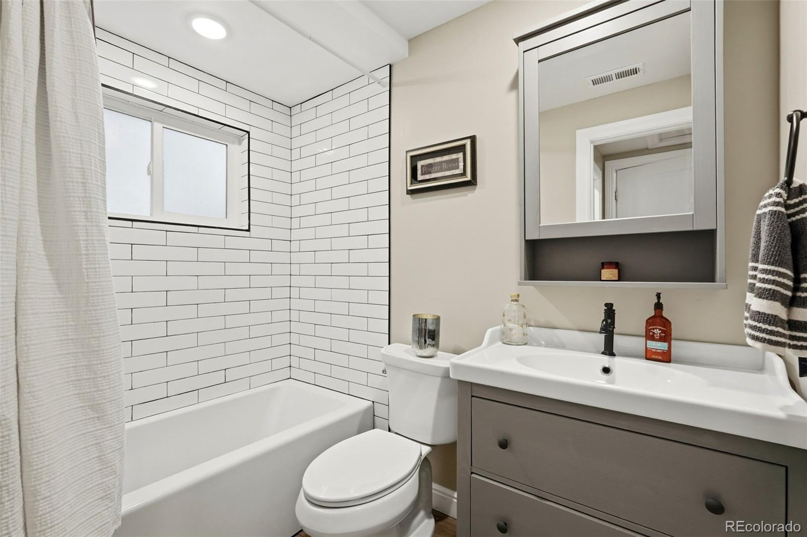 MLS Image #16 for 3235 e 29th avenue,denver, Colorado