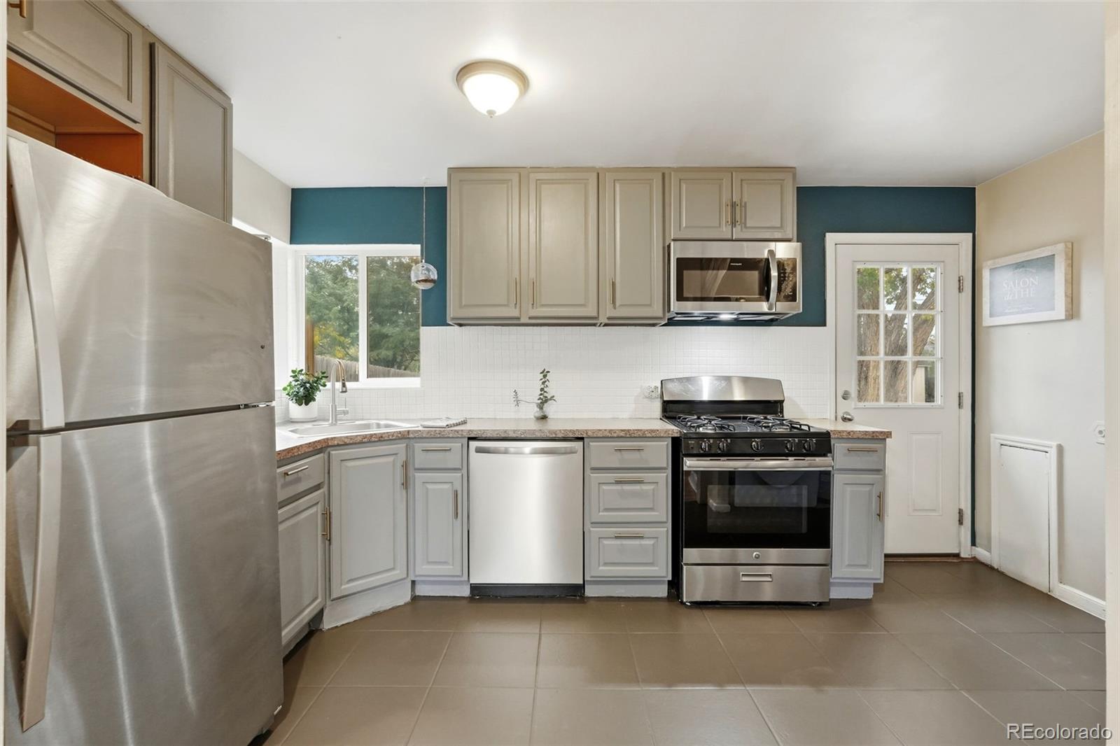 MLS Image #6 for 3235 e 29th avenue,denver, Colorado