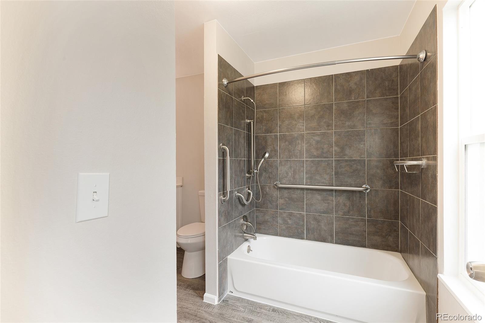 MLS Image #9 for 16490 e evans avenue,aurora, Colorado