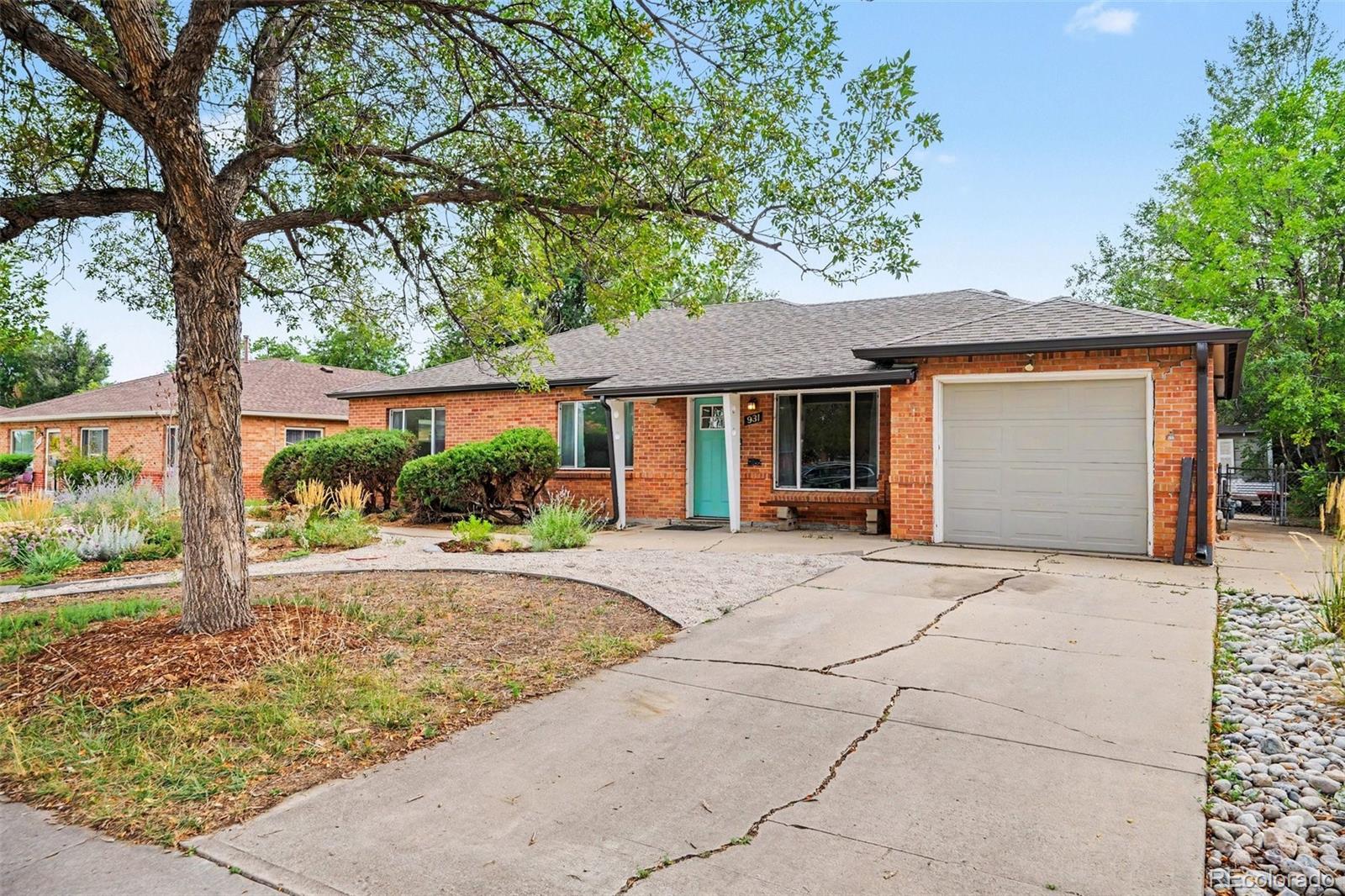 MLS Image #2 for 931  tucson street,aurora, Colorado