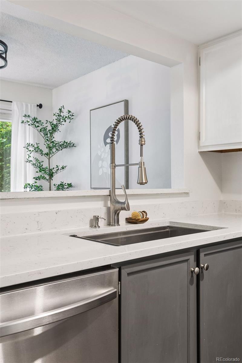 MLS Image #10 for 10380 w jewell avenue c,lakewood, Colorado