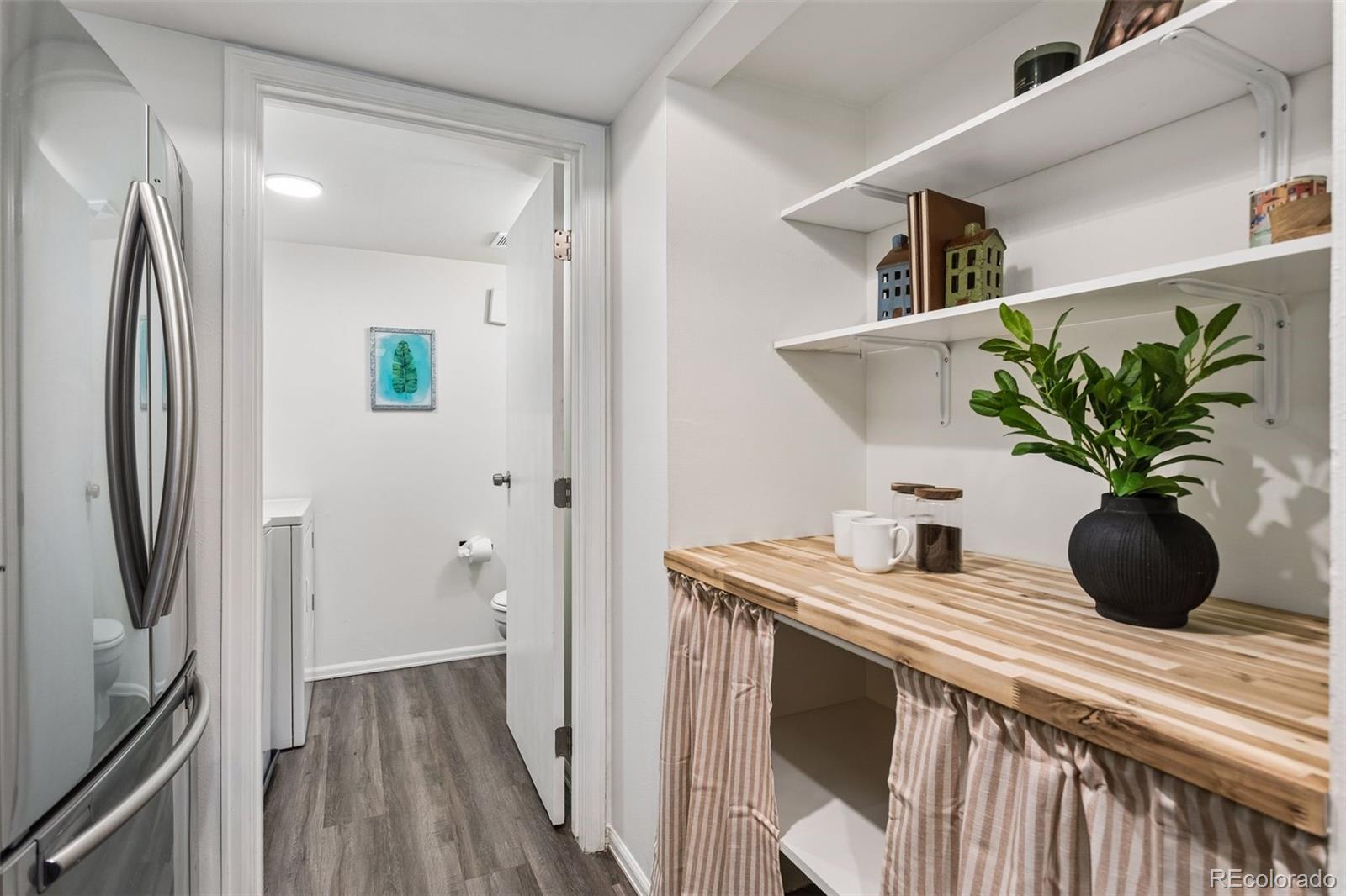 MLS Image #11 for 10380 w jewell avenue c,lakewood, Colorado