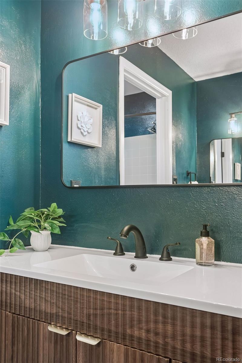 MLS Image #23 for 10380 w jewell avenue c,lakewood, Colorado