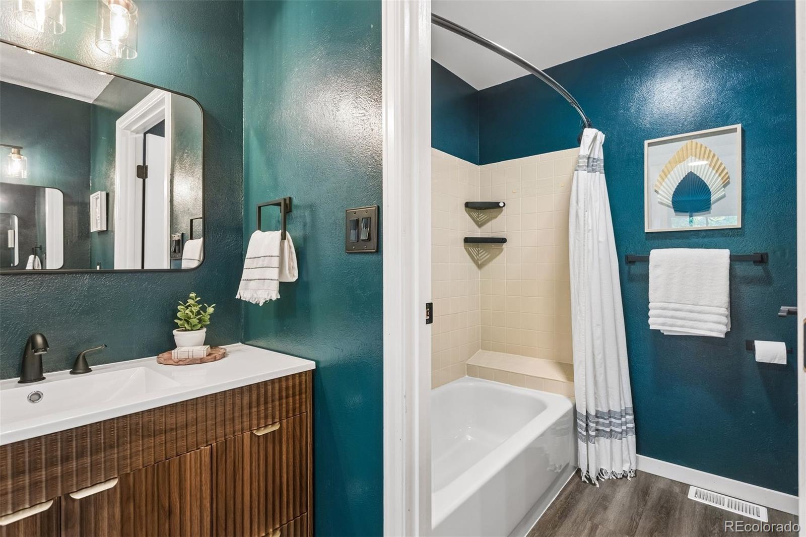 MLS Image #26 for 10380 w jewell avenue c,lakewood, Colorado