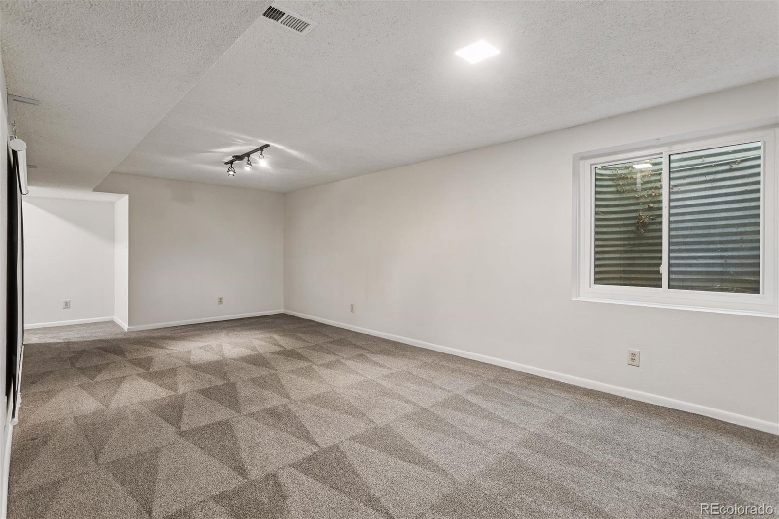 MLS Image #33 for 10380 w jewell avenue c,lakewood, Colorado
